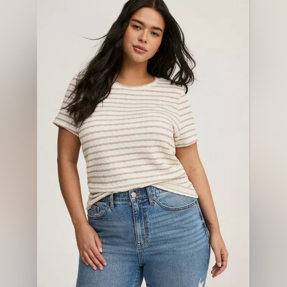 NWT Torrid Striped Textured Crew Neck Tee Plus Size 3